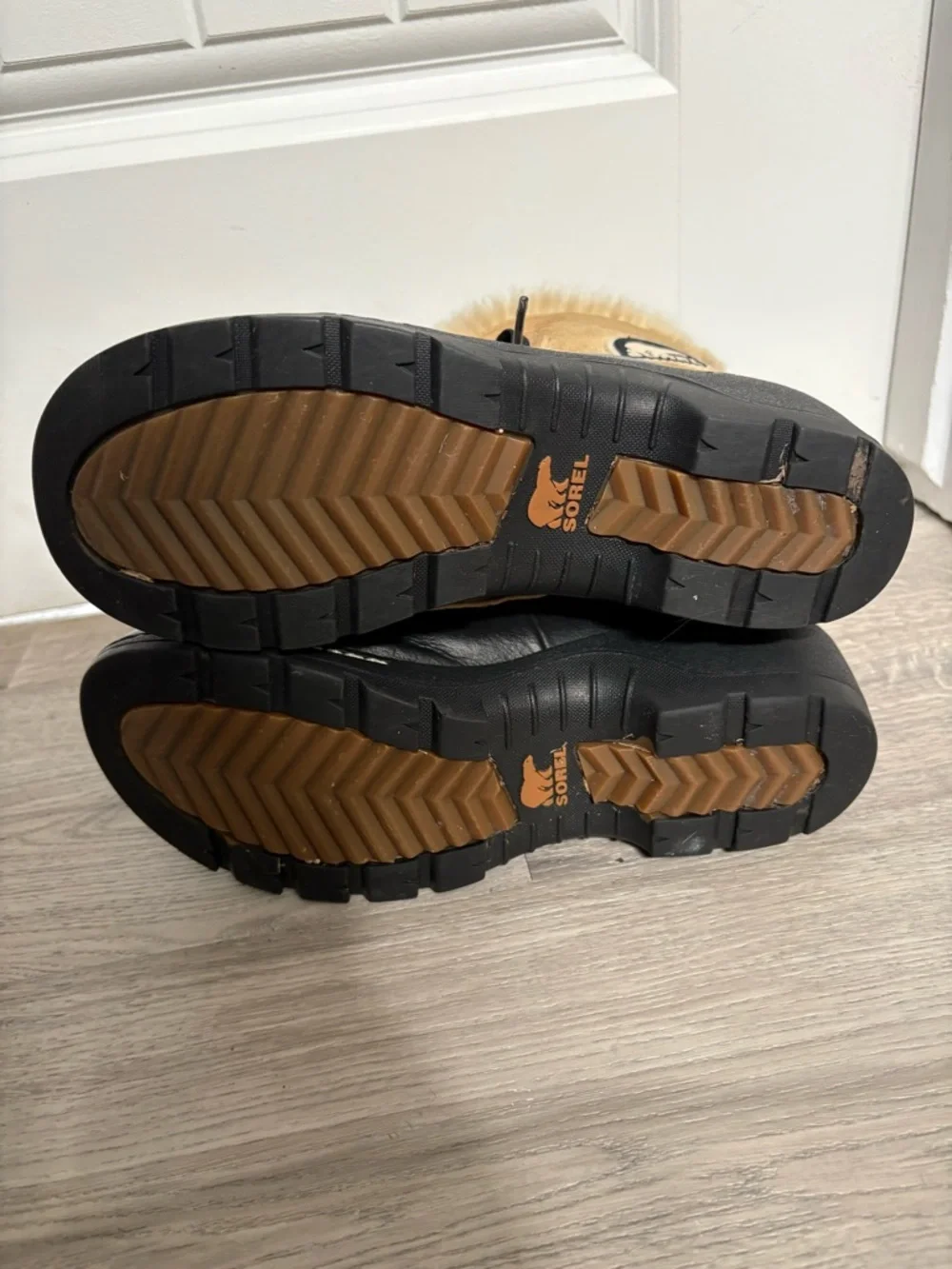 Sorel Tan Suede Fur-Trim Lace-Up Winter Boots - Picture 4 of 6